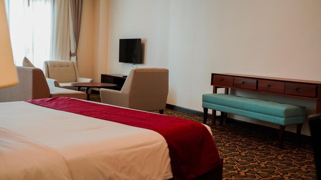 Hotel Kaizen & Suites 3*