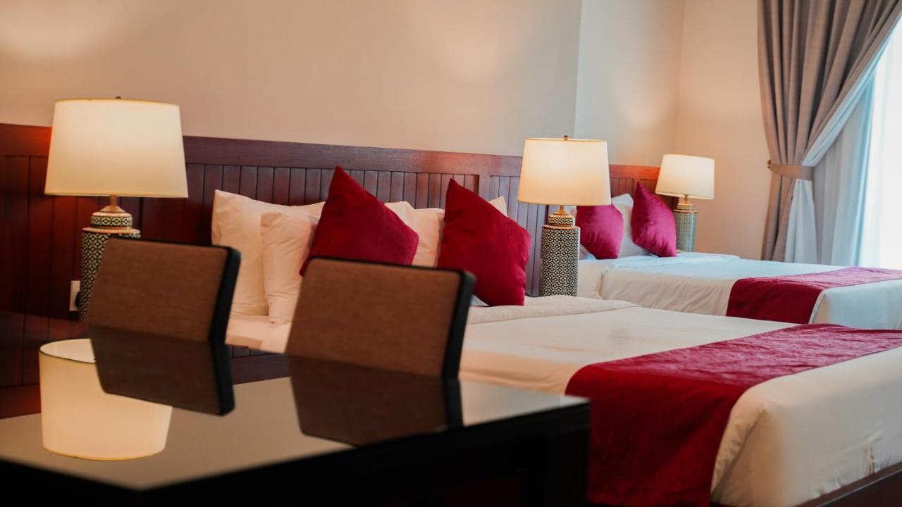 Hotel Kaizen & Suites
